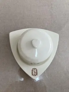 ホワイト 陶器 不規則形状皿 - メルカリ