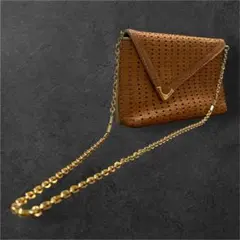 ブラウン編み込み　ショルダーバッグ　クラッチバック　パーティー　金　チェーン