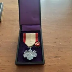 勲八等瑞宝章 勲八等白色桐葉章 勲章 ミリタリ ミリタリーグッズ 旧日本軍 美品 2026年最新】Yahoo!オークション -勲八等白色桐葉勲章の中古品・新品 その他