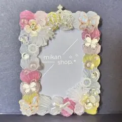 トレカケース　硬質ケース　ホイップデコ　王冠　花　赤　ピンク　黄色　broom