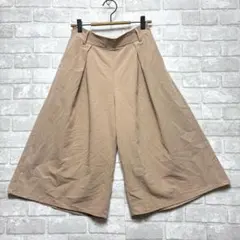 レトロガール ワイドパンツ M ベージュ シンプル ゆるダボ 丈短め ガーリー