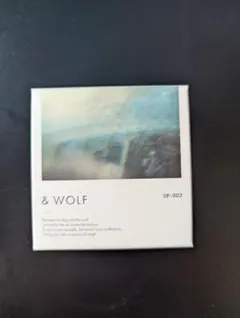 & WOLF by Norganic ファンデーション