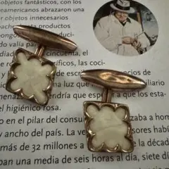 Item thumbnail for item b32a7a4b-39b9-4627-9760-8068c48f84d3