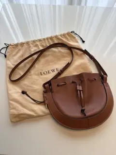 LOEWE ブラウン ショルダーバッグ 保存袋付きのサムネイル
