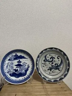 源右衛門】古伊万里の伝統 日本の名窯 源右衛門作 染付四海波文 七寸皿