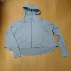 日焼け防止パーカー