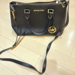 MICHAEL KORS ブラックハンドバッグ