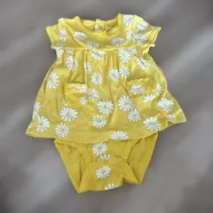 【carter’s】9M ⭐︎デイジー柄⭐︎イエロー ロンパースのサムネイル