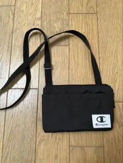 Champion ブラック ショルダーバッグ