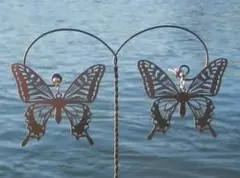 透かし 大きい蝶（チョウ）の羽のピアス（彫金作品）