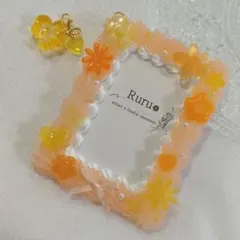 【B8】ホイップデコ　硬質ケース　トレカケース　黄　オレンジ　推し活　チャーム