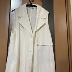 ユニクロ　オフホワイトのロングジレ