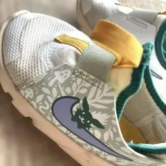 NIKE フレックス ランナー　うさぎ　スリッポン　14センチ