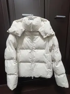 ダウンジャケット 白