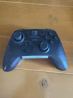 Switchコントローラー　Hori ワイヤレスコントローラー NSW-077