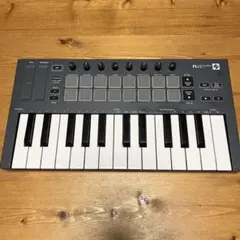 FLKEYS 37 MIDIキーボード、純正ケーブル、 箱付き FLKEYS 37 MIDIキーボード、純正ケーブル、 箱付き - メルカリ