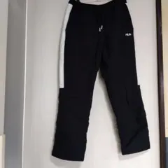 FILA レディースパンツ 黒/白
