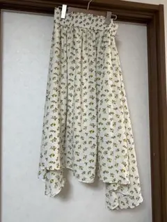 LOWRYSFARM 花柄フレアロングスカート