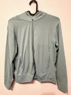 UNIQLO エアリズム　フルジップ ジャケット ミントグリーン　140cm