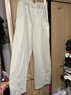 Item thumbnail for item 3d359341-7d60-43e7-826a-2e1b44b9f93c