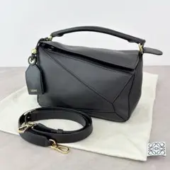 極美品 LOEWE フェザーライト パズルバッグ スモール ブラックのサムネイル