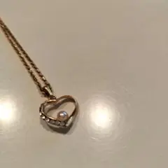 クレージュ　ネックレス　ベビーパール　ビジューデザイン　ハート型　ゴールド