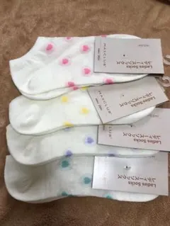 レディースソックス 4足セット 23〜25cm ハート柄 4色 未使用タグ付き