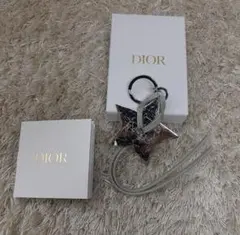 [新品•未使用]Diorディオール ノベルティ キーホルダー チャーム シルバー