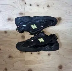 ニューバランス　スニーカー y2k