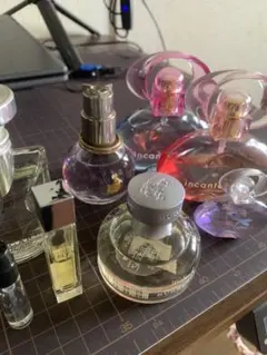 Carolina Herrera Good Girl ミニ香水 2種セット Carolina Herrera Good Girl ミニ香水セット - メルカリ