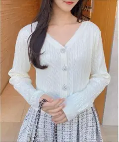 ⭐新品未使用品⭐INGNI Vネックビジューケーブルニットカーディガン タグ付