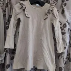 54269 ¥666→¥468 Bee des Bee　カットソー　サイズ130