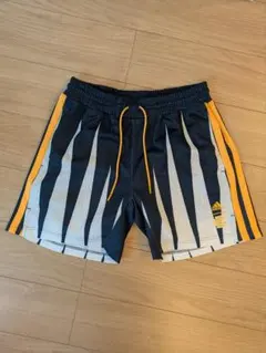 Item thumbnail for item 8911c633-1b20-4d1e-8f33-37f64a779690