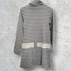 波模様タートルネックワンピース