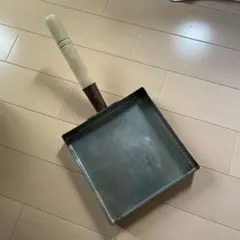 Item thumbnail for item d205d45a-7e41-4fdb-a6bd-26c88ffc6453