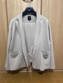 ベージュ セットアップ