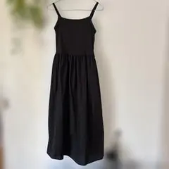 UNIQLO 黒いキャミロングワンピース　Sサイズ