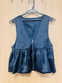 JEANASIS フロントジップ ぺプラムベスト