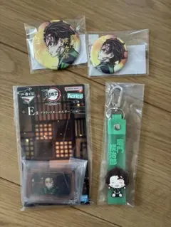 竈門炭治郎 アクリルキーホルダー缶バッチセット