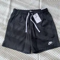 NIKEナイキ　ウーブンショートパンツ ハーフパンツ水陸両用Mサイズ　新品のサムネイル