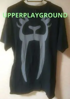 UPPERPLAYGROUND黒 半袖 Tシャツ 大きなグラフィックプリント