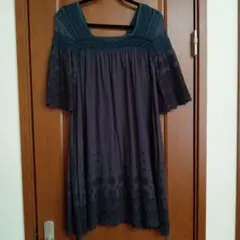 Item thumbnail for item ba87856b-3d04-476e-a180-d7648344862e