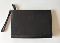 バーバリーBURBERRYブラッククラッチバック レザー