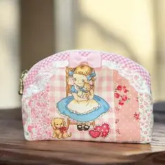 中サイズ！パッチワークデザインのポーチ　マーガレット＆ソフィー