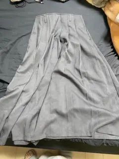 グレー プリーツ ロングスカート　GU