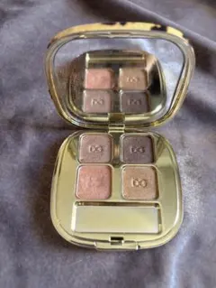 D&G BEAUTYフェリンアイズインテンスアイシャドウクアッドのサムネイル