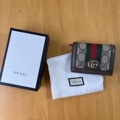 GUCCI グッチ　二つ折り財布　GGスプリーム　シェリーライン　オフディア
