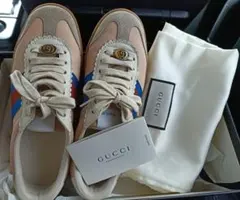 GUCCI スニーカーのサムネイル
