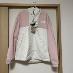 ピンク マウンテンパーカー
