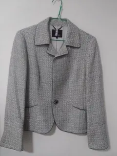 【23区】グレー系スーツ上下・コサージュ付セット